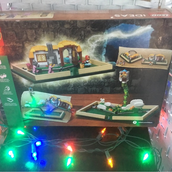 Lego Ideas Once Upon a Brick 21315 NISB  w/ Scuffs Dents Creases - Picture 4 of 16